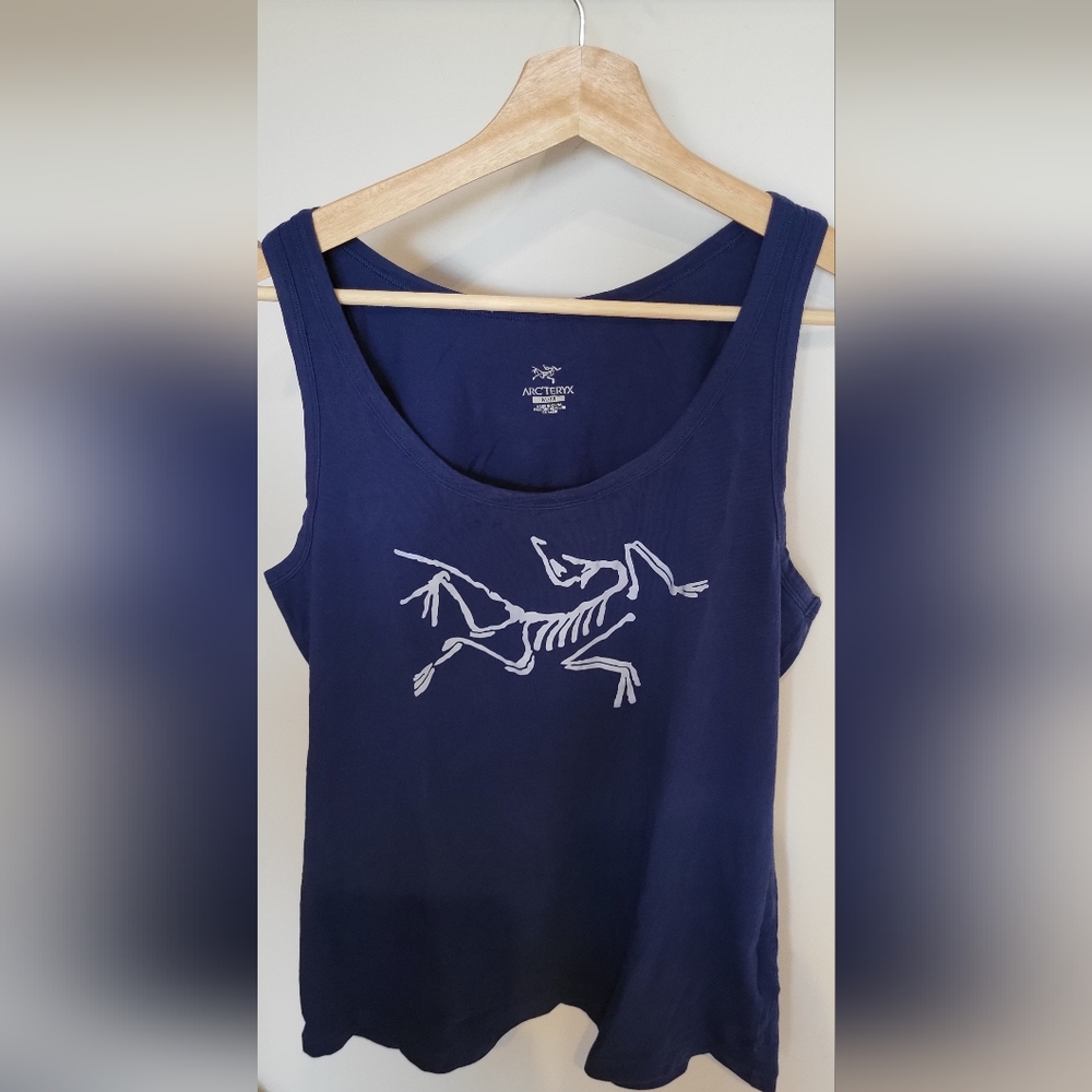Arc'teryx medium size men's tank top